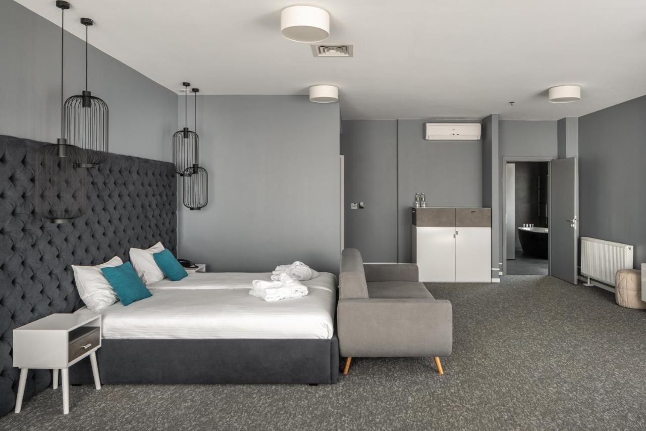 City Inn Lviv Smart Hotel Vynnyky Ngoại thất bức ảnh