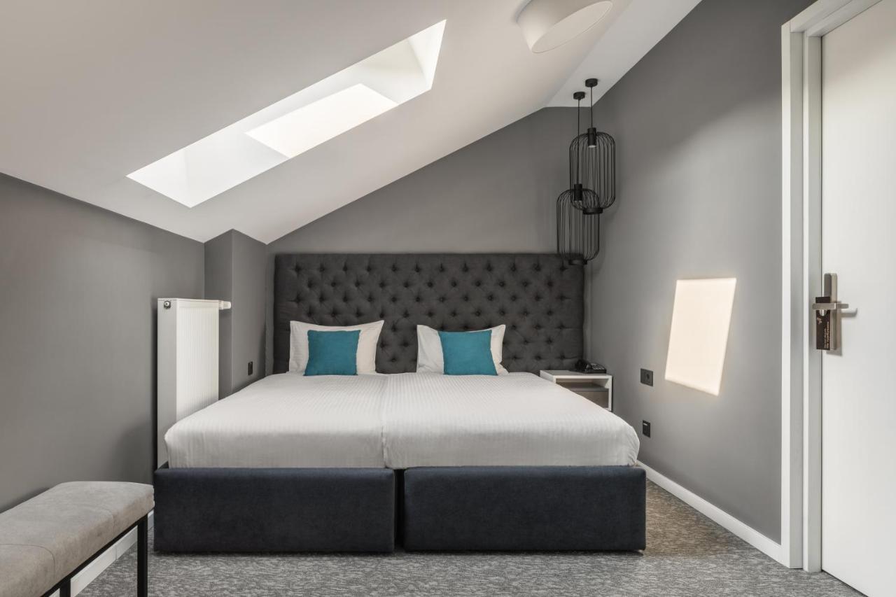 City Inn Lviv Smart Hotel Vynnyky Ngoại thất bức ảnh