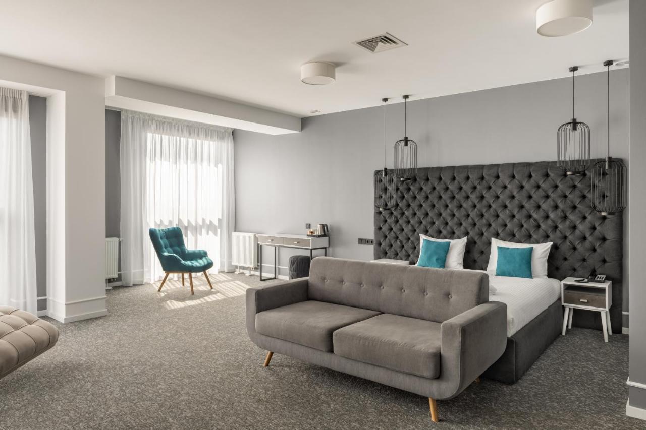 City Inn Lviv Smart Hotel Vynnyky Ngoại thất bức ảnh