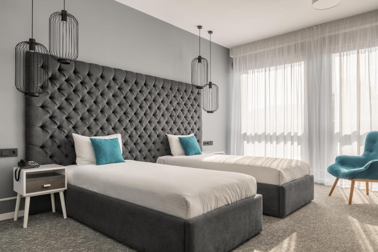 City Inn Lviv Smart Hotel Vynnyky Ngoại thất bức ảnh