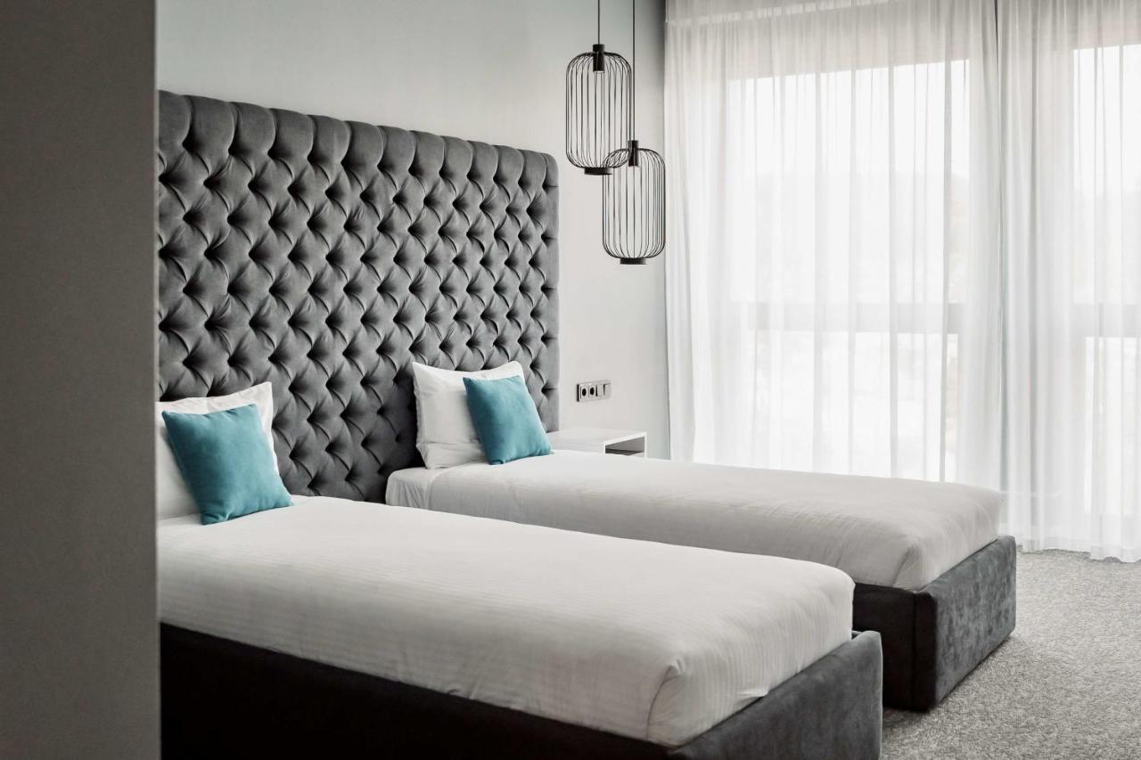 City Inn Lviv Smart Hotel Vynnyky Ngoại thất bức ảnh